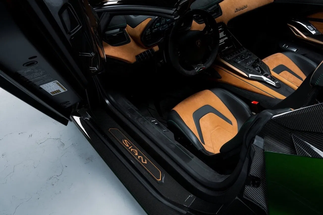 2021 Lamborghini Sián Roadster interior