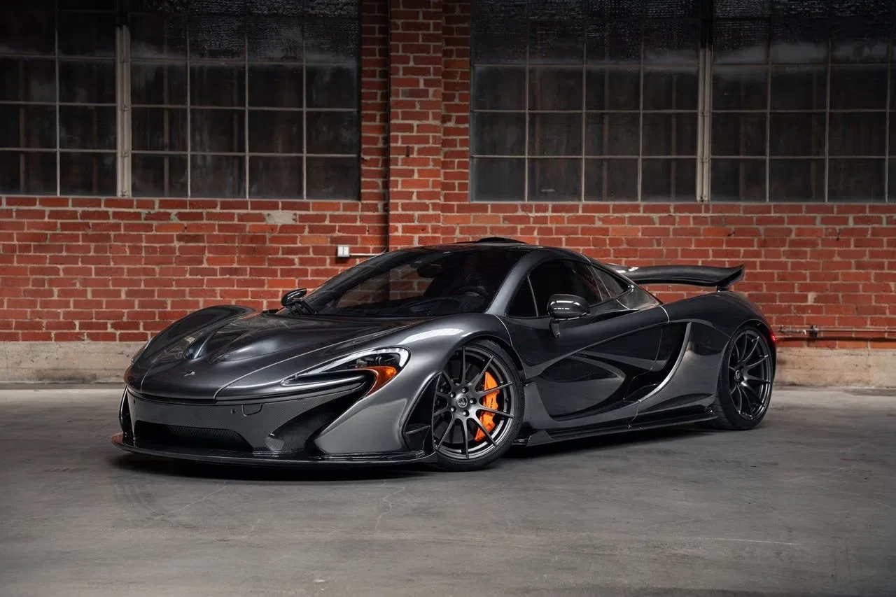 2014 McLaren P1
