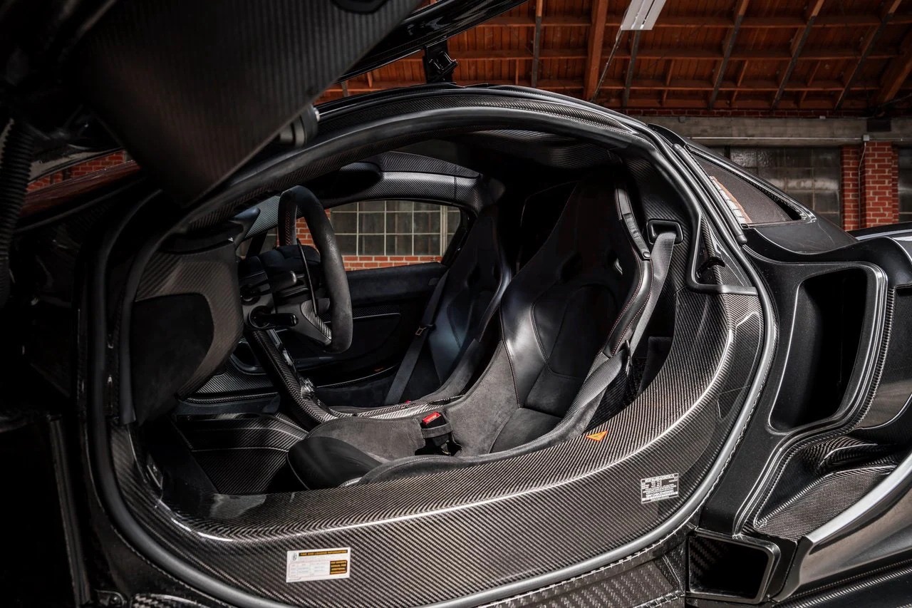 2014 McLaren P1, 11/15