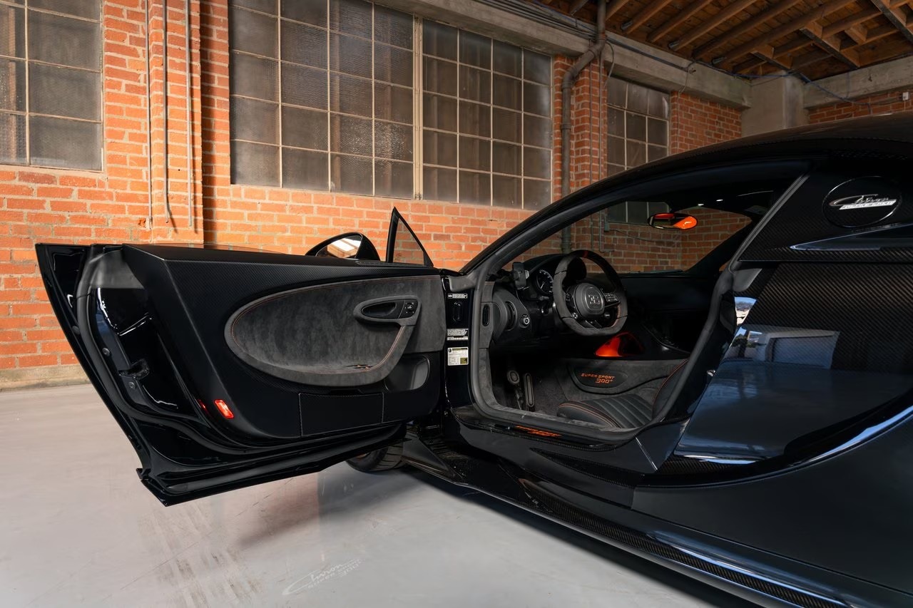 2022 Bugatti Chiron Super Sport 300+, 8/12