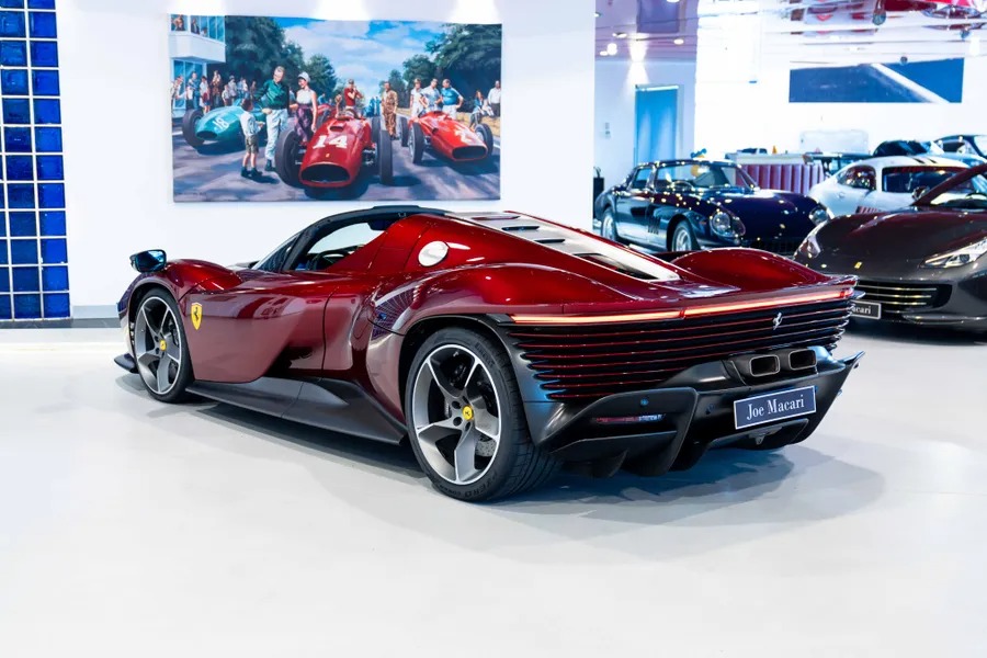 2023 Ferrari Daytona SP3, 4/18