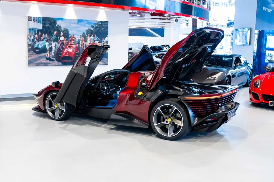 2023 Ferrari Daytona SP3, 11/18