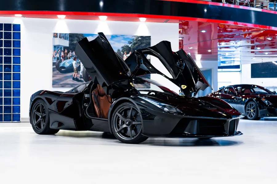 2014 Ferrari LaFerrari, 4/11