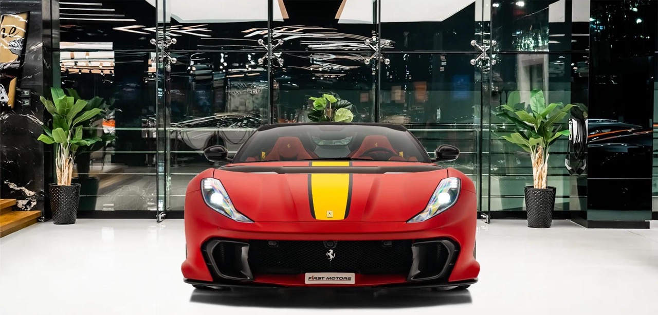 2023 Ferrari 812 Competizione Aperta, 3/17