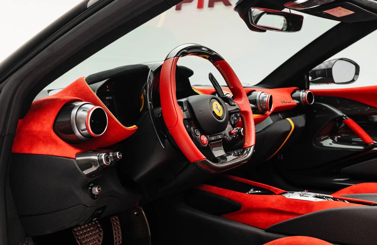 2023 Ferrari 812 Competizione Aperta, 5/17