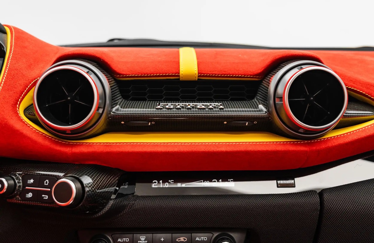 2023 Ferrari 812 Competizione Aperta, 12/17