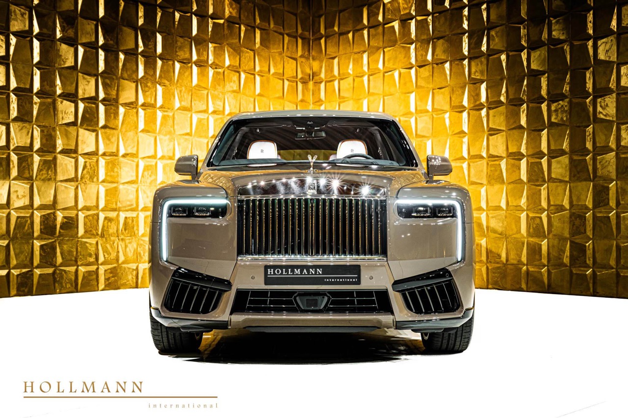 2026 Rolls-Royce Cullinan Series II, 2/14
