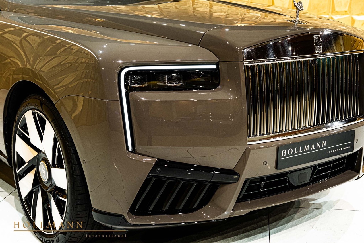 2026 Rolls-Royce Cullinan Series II, 7/14