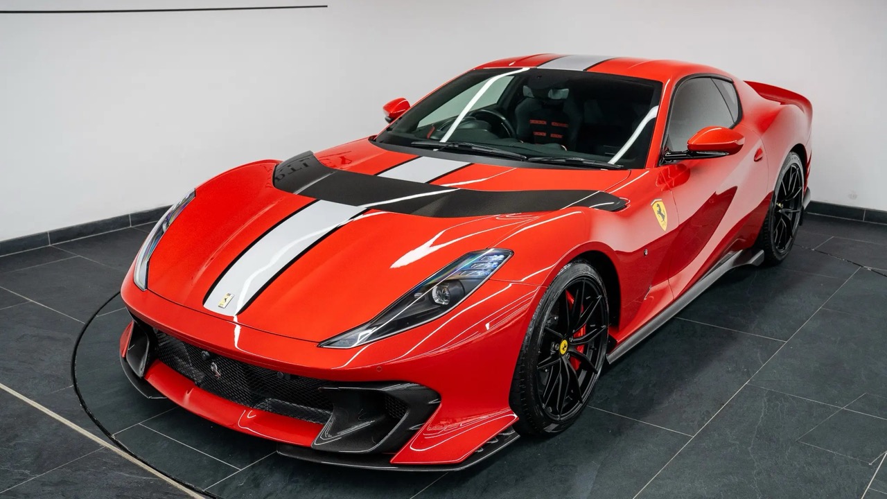 2022 Ferrari 812 Competizione