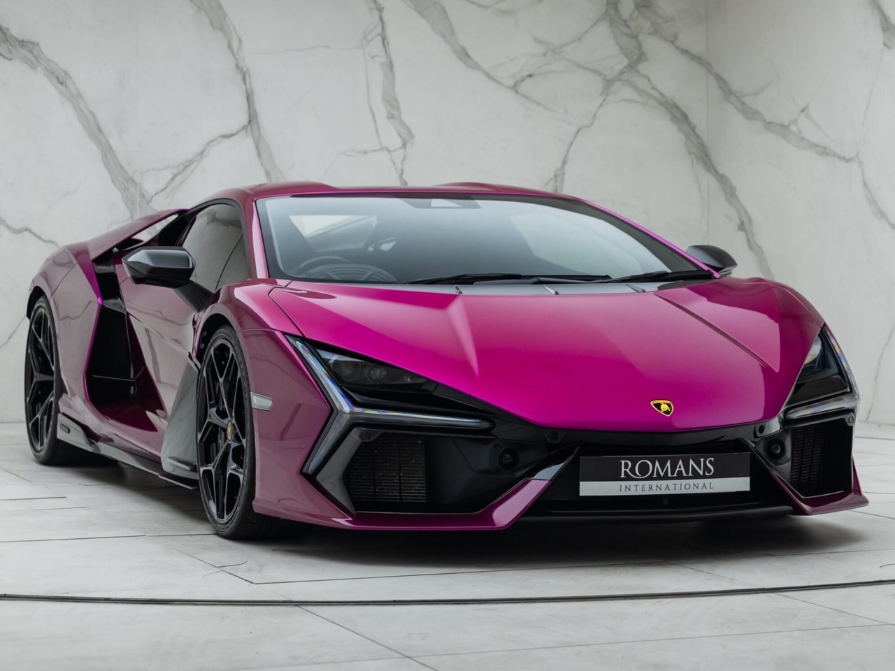 2024 Lamborghini Revuelto