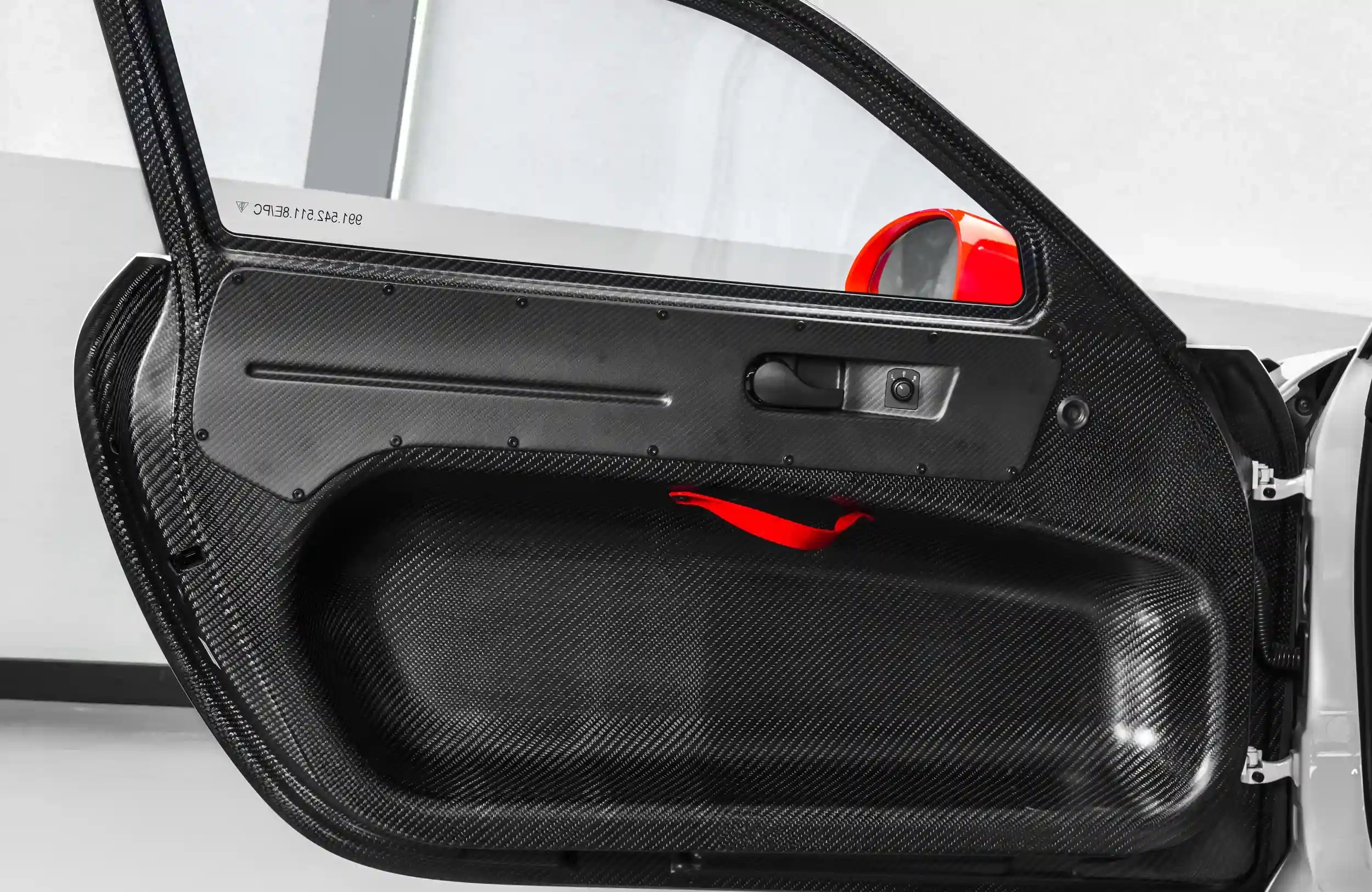 2021 Porsche 911 GT2 RS Clubsport, 5/9