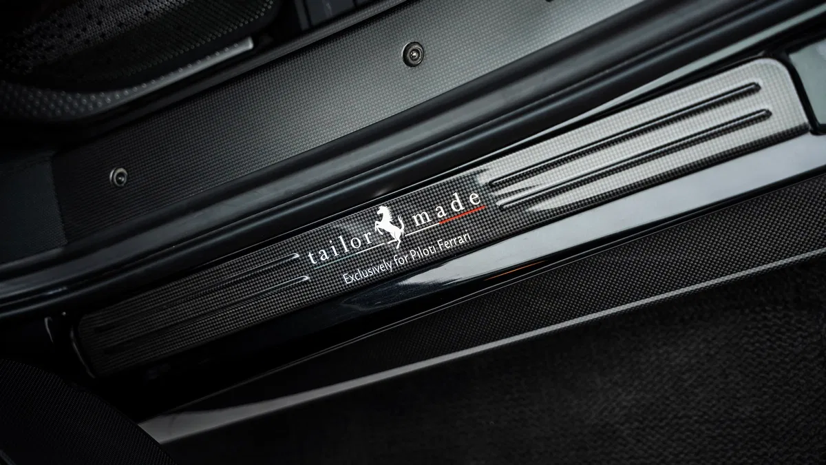 2019 Ferrari 488 Pista Piloti, detail
