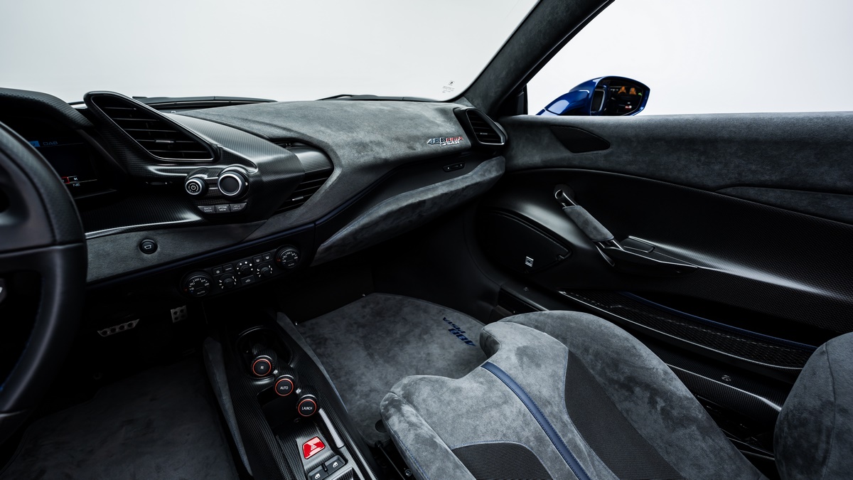 2020 Ferrari 488 Pista Spider, 3/16