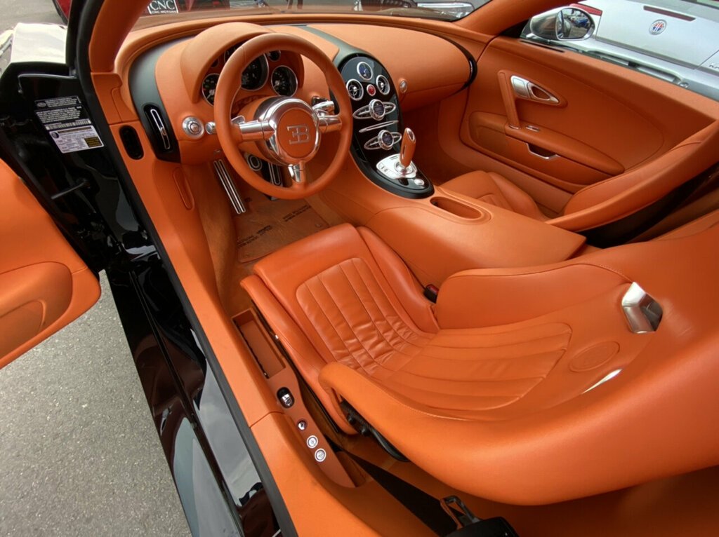 2008 Bugatti Veyron, 2/20