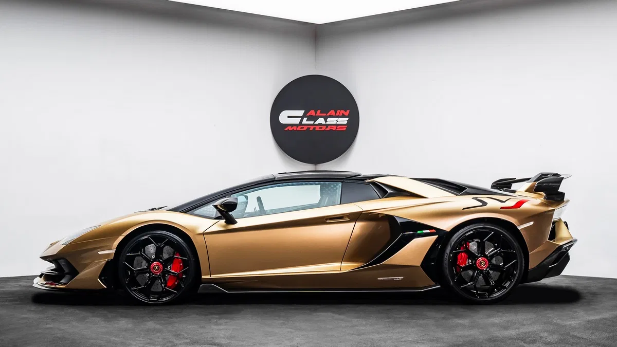 2021 Lamborghini Aventador SVJ Roadster for sale, exterior, Oro Elios