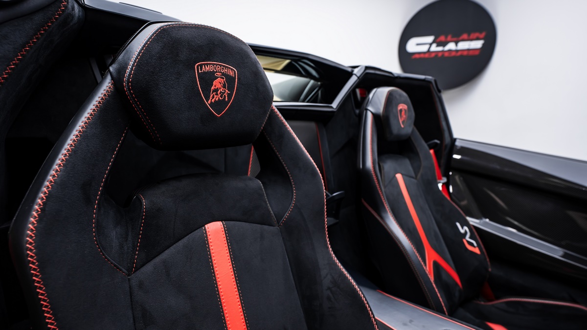 2021 Lamborghini Aventador SVJ Roadster, 9/18