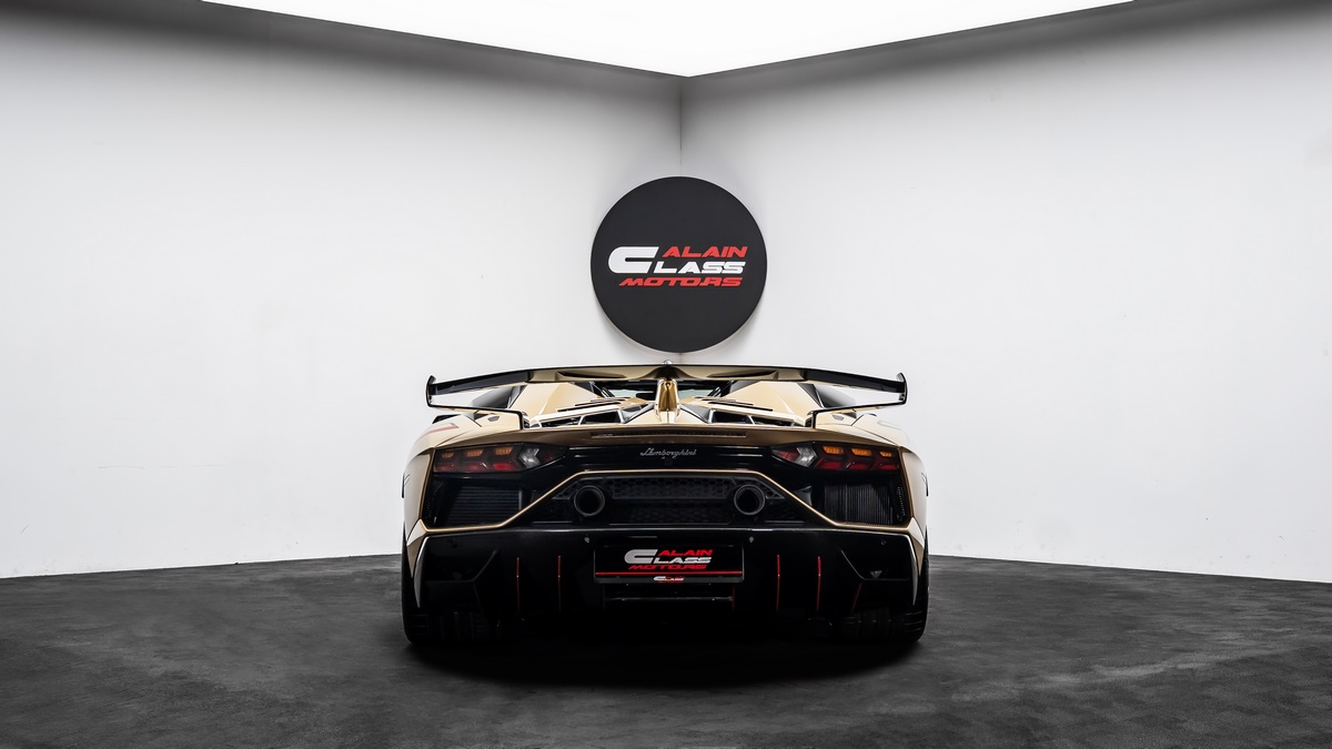 2021 Lamborghini Aventador SVJ Roadster, 17/18