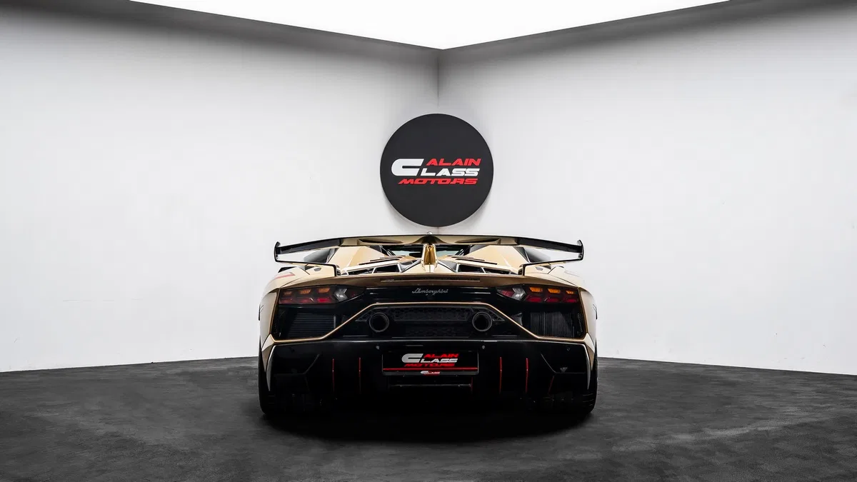 2021 Lamborghini Aventador SVJ Roadster for sale, exterior, Oro Elios