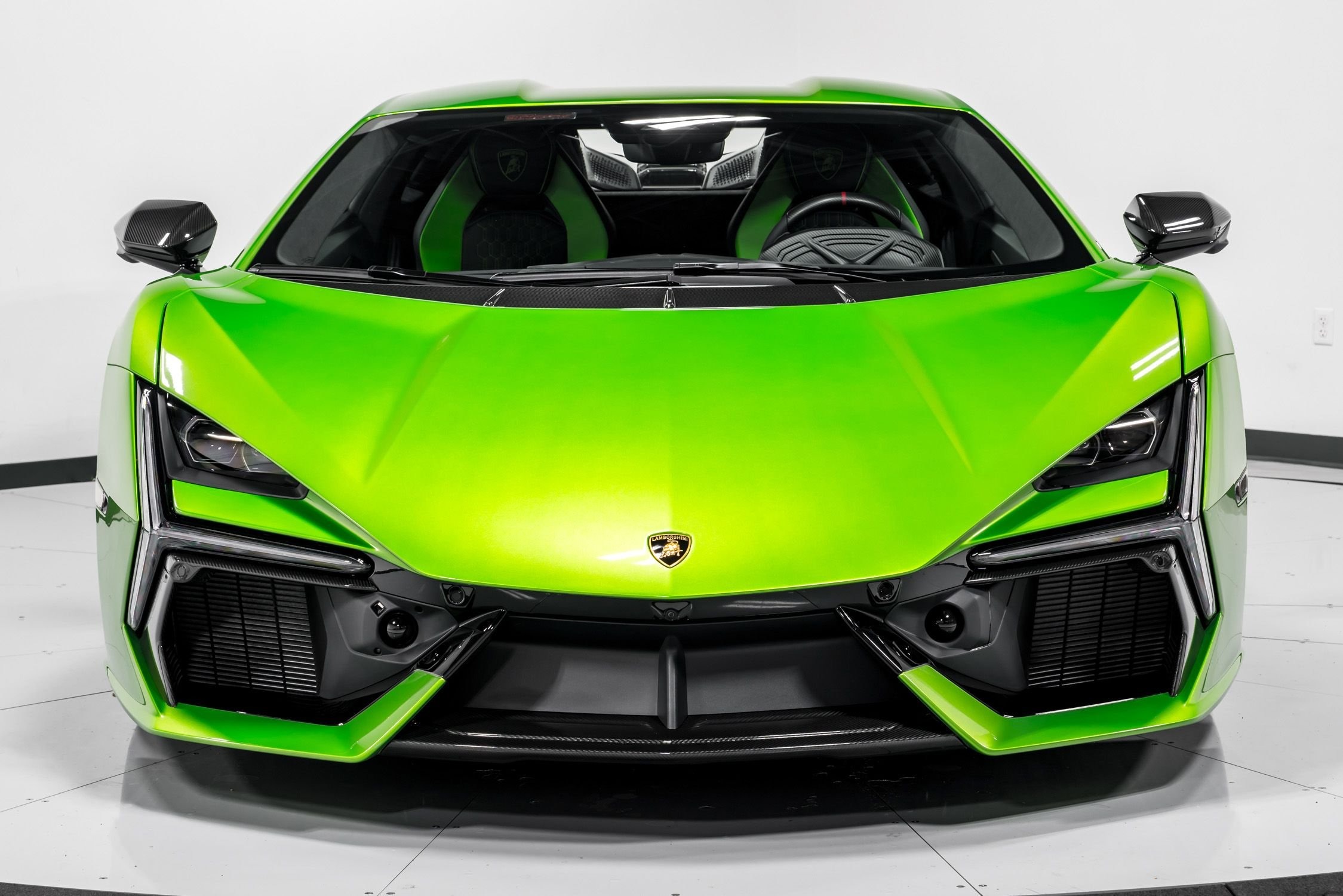 2024 Lamborghini Revuelto, 8/18