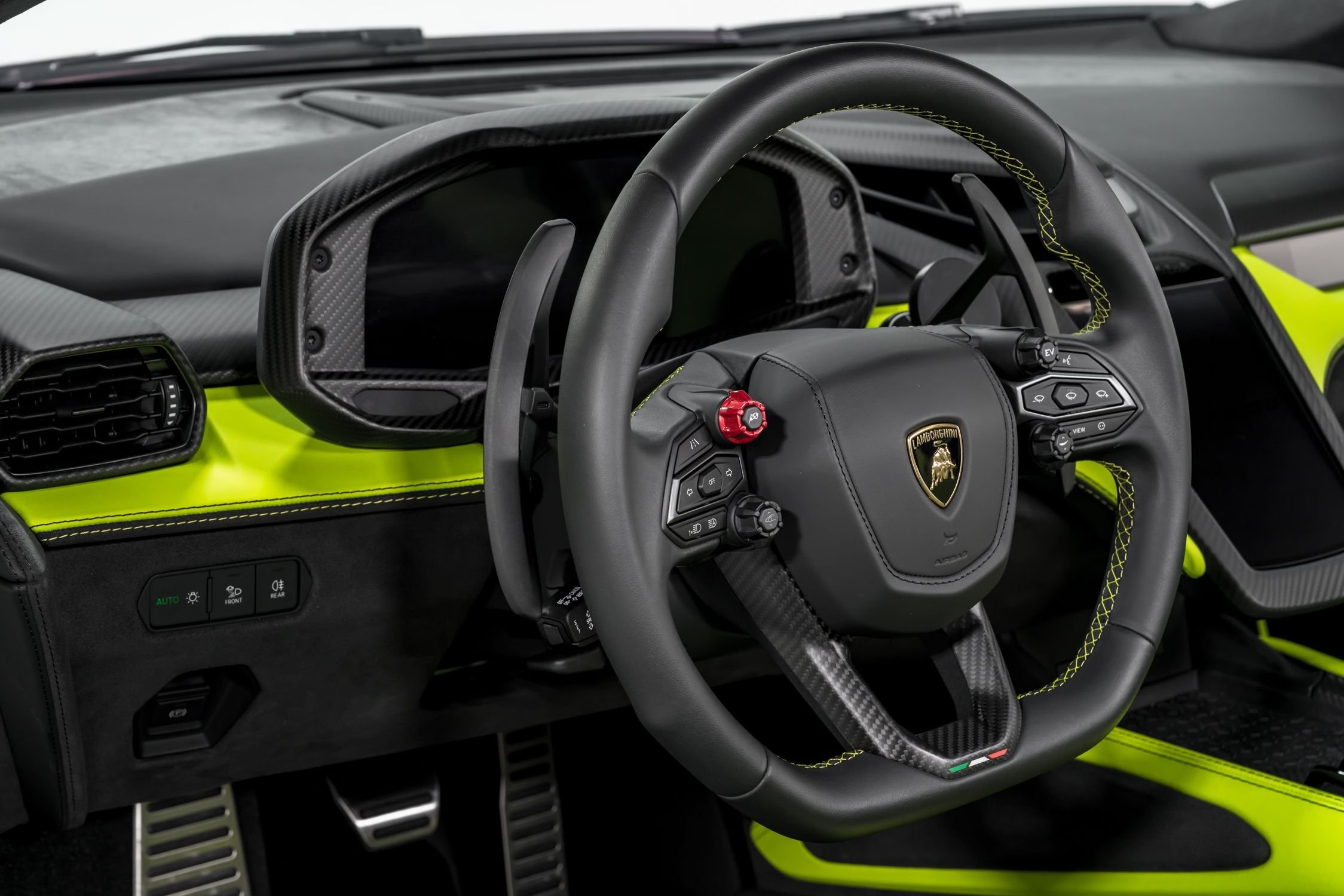 2024 Lamborghini Revuelto, 8/17