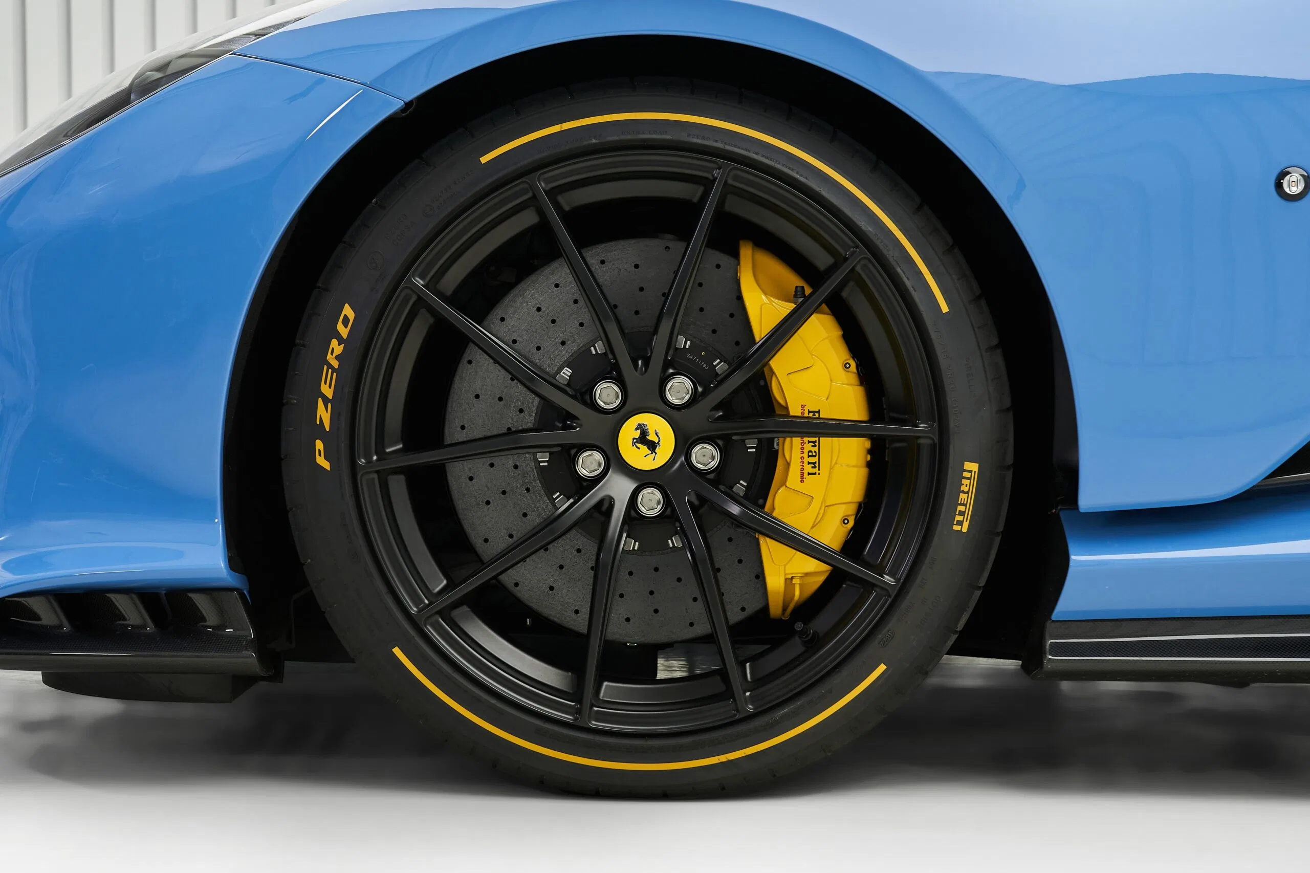2023 Ferrari 812 Competizione wheel