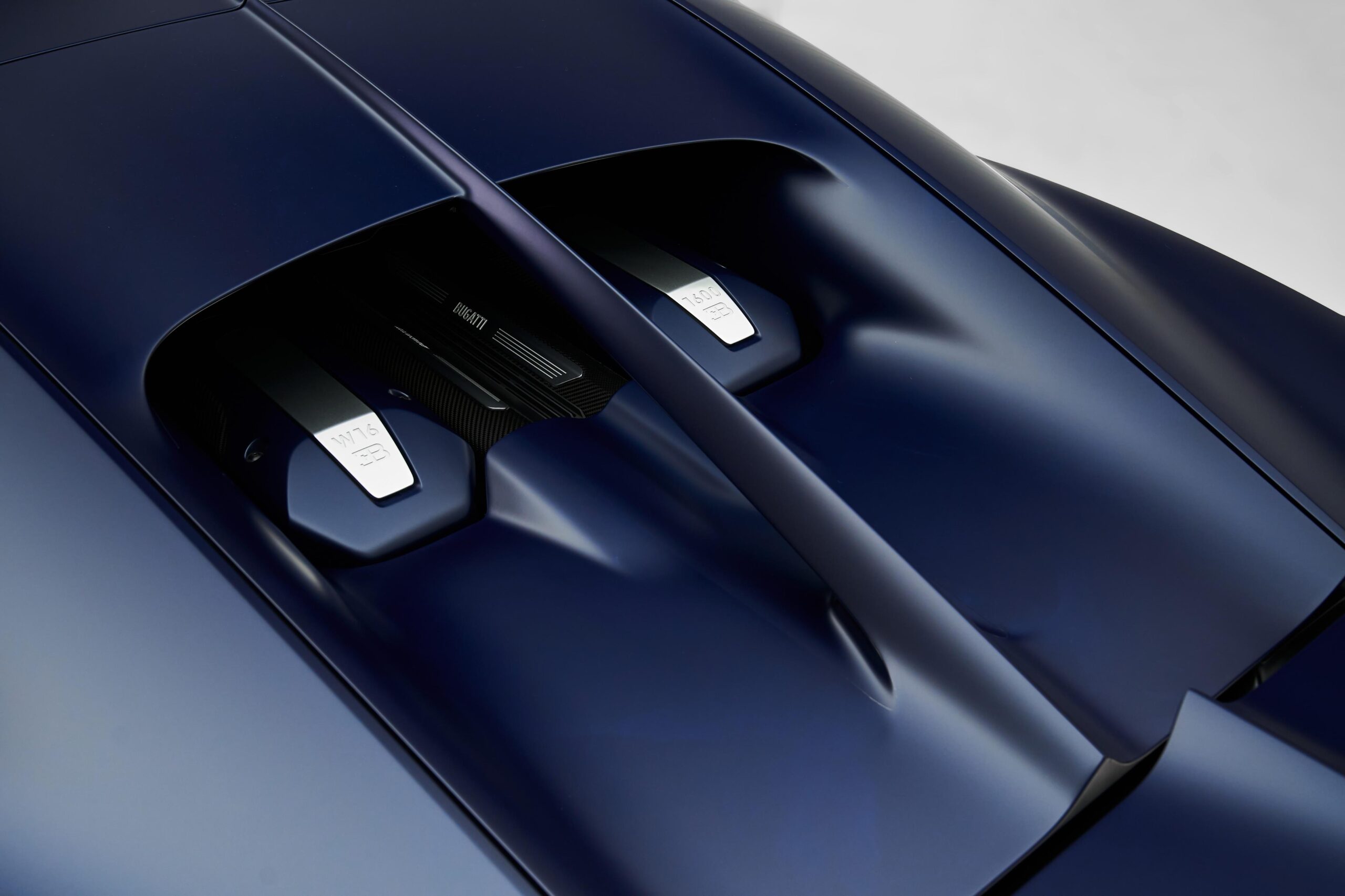 2023 Bugatti Chiron Super Sport, 15/18