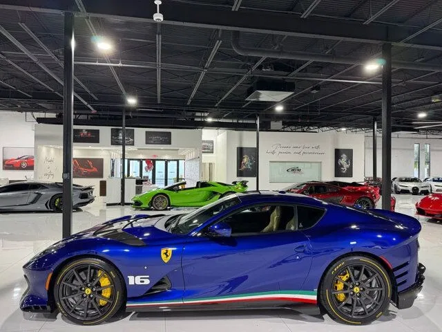 2023 Ferrari 812 Competizione