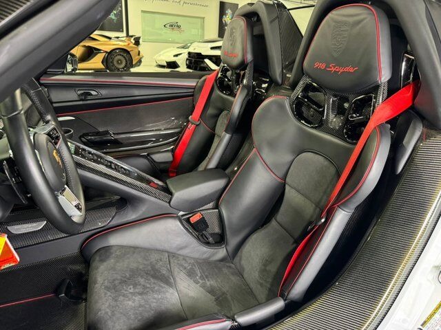 2015 Porsche 918 Spyder Weissach, 3/20