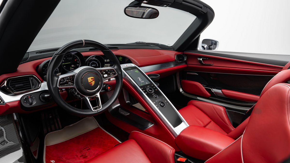 2015 Porsche 918 Spyder, 13/20