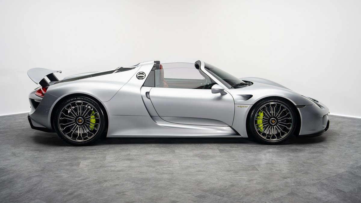 2015 Porsche 918 Spyder, 19/20