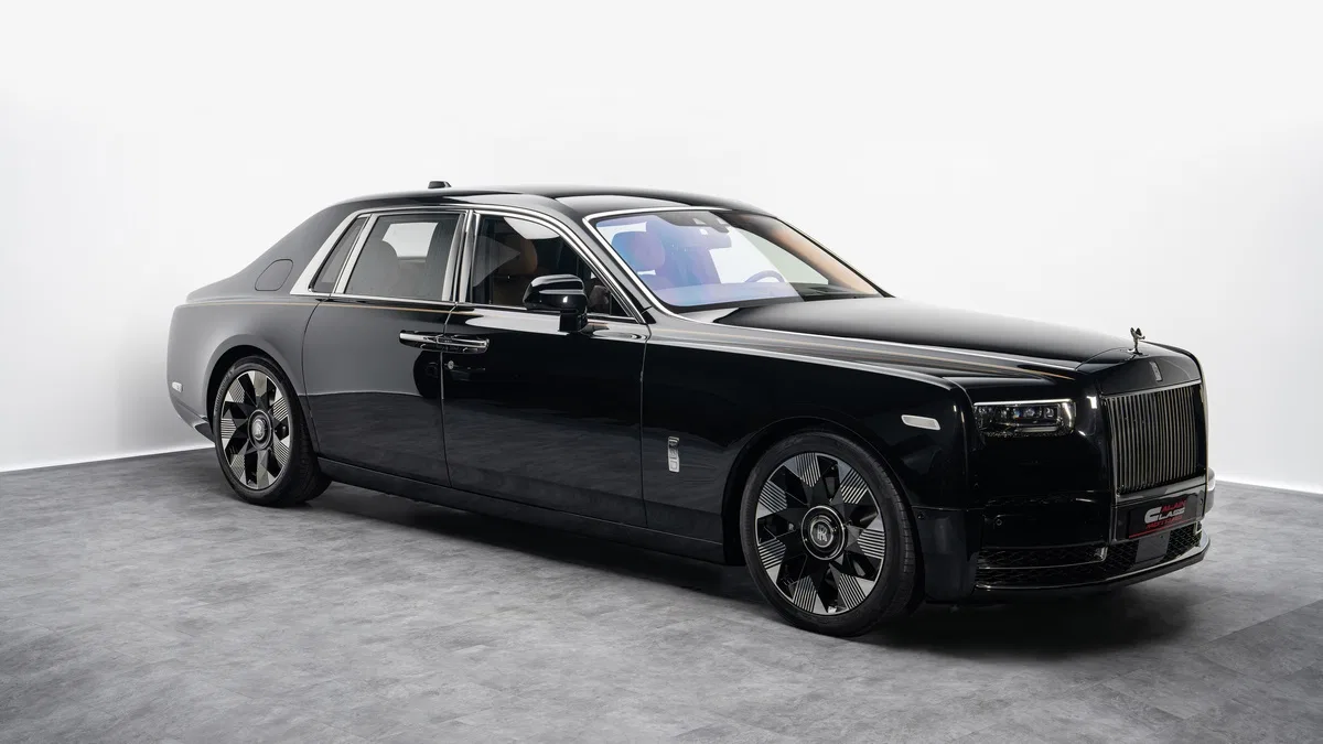 2023 Rolls-Royce Phantom