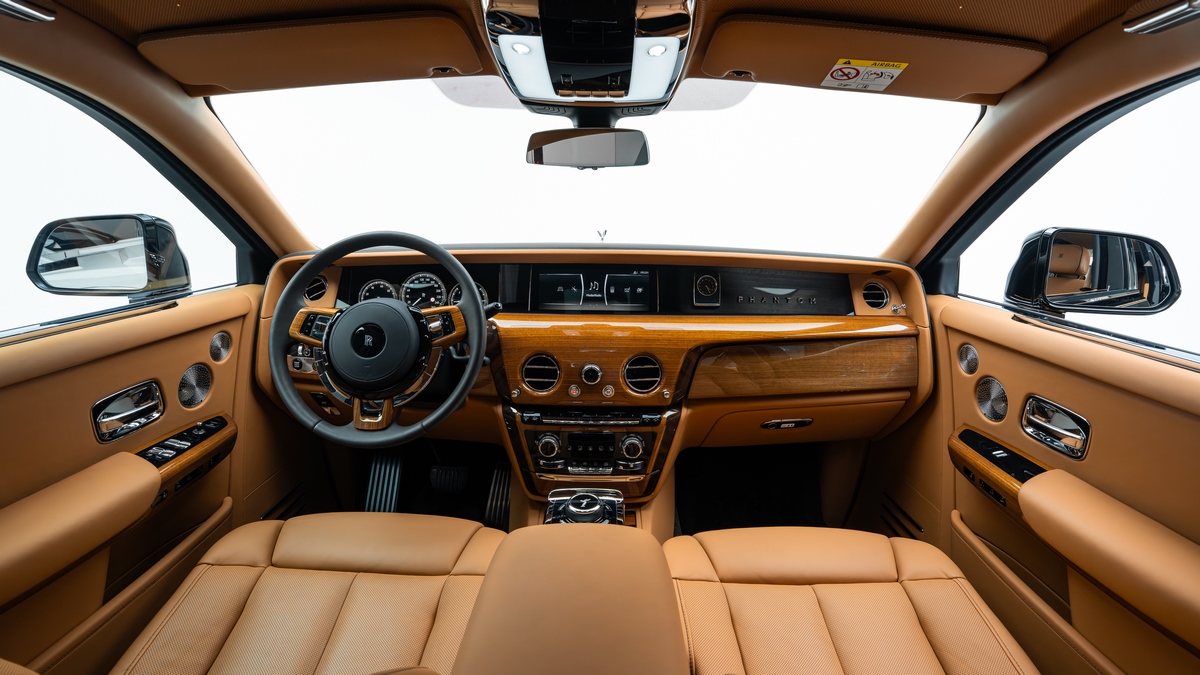 2023 Rolls-Royce Phantom, 5/18