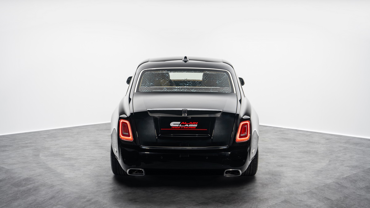 2023 Rolls-Royce Phantom, 16/18
