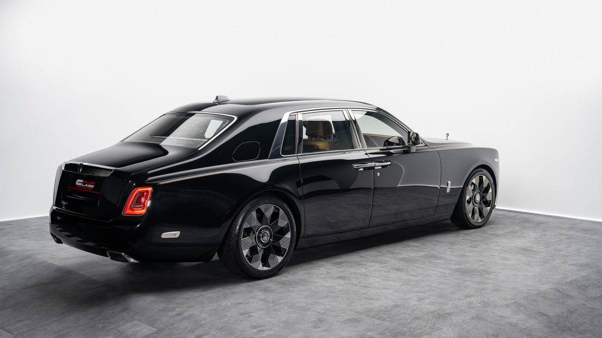 2023 Rolls-Royce Phantom, 17/18