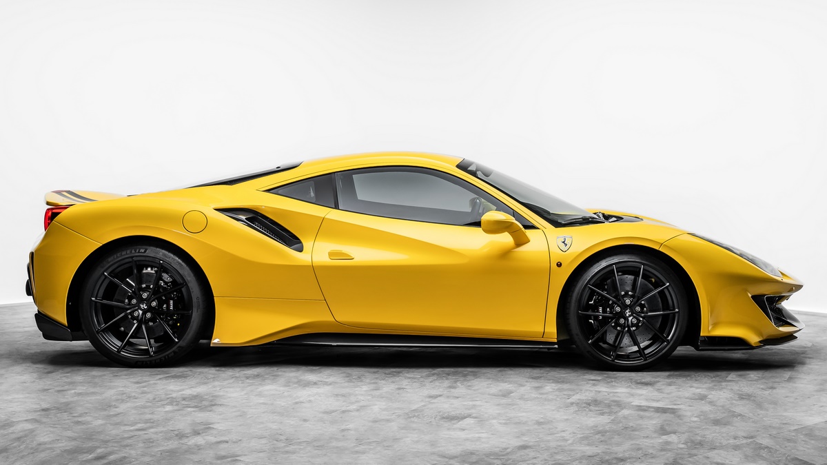 2020 Ferrari 488 Pista, 6/17