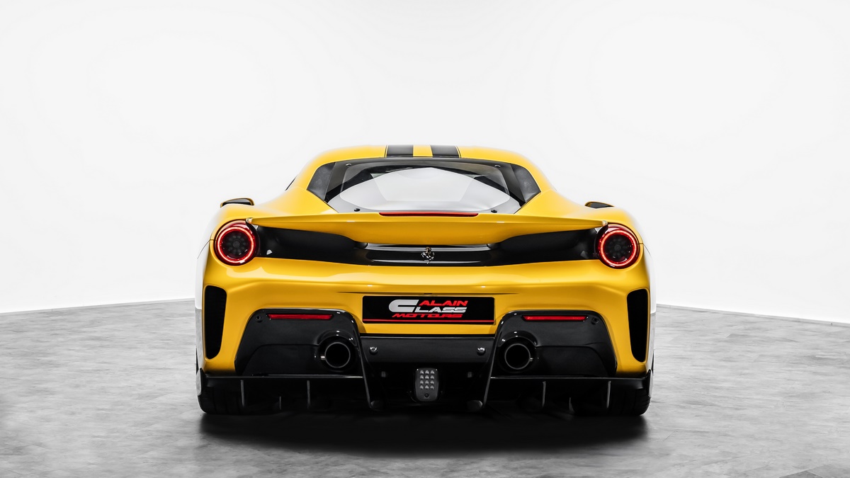 2020 Ferrari 488 Pista, 15/17