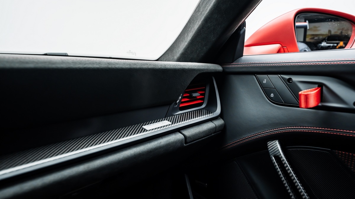 2024 Porsche 911 GT3 RS, 11/18