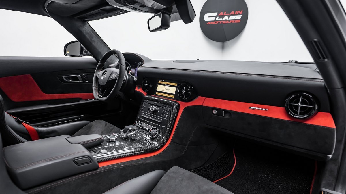 2014 Mercedes-AMG SLS Black Series, 3/17