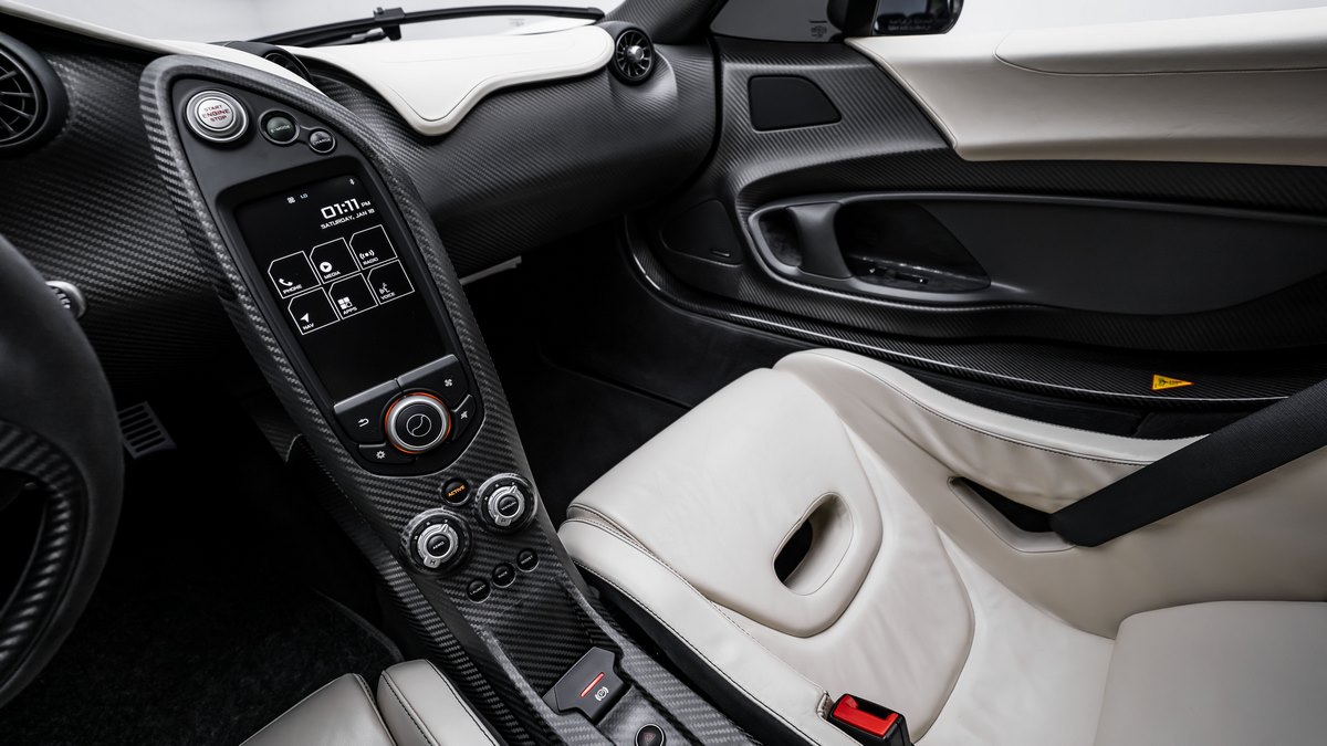 2014 McLaren P1, 11/19