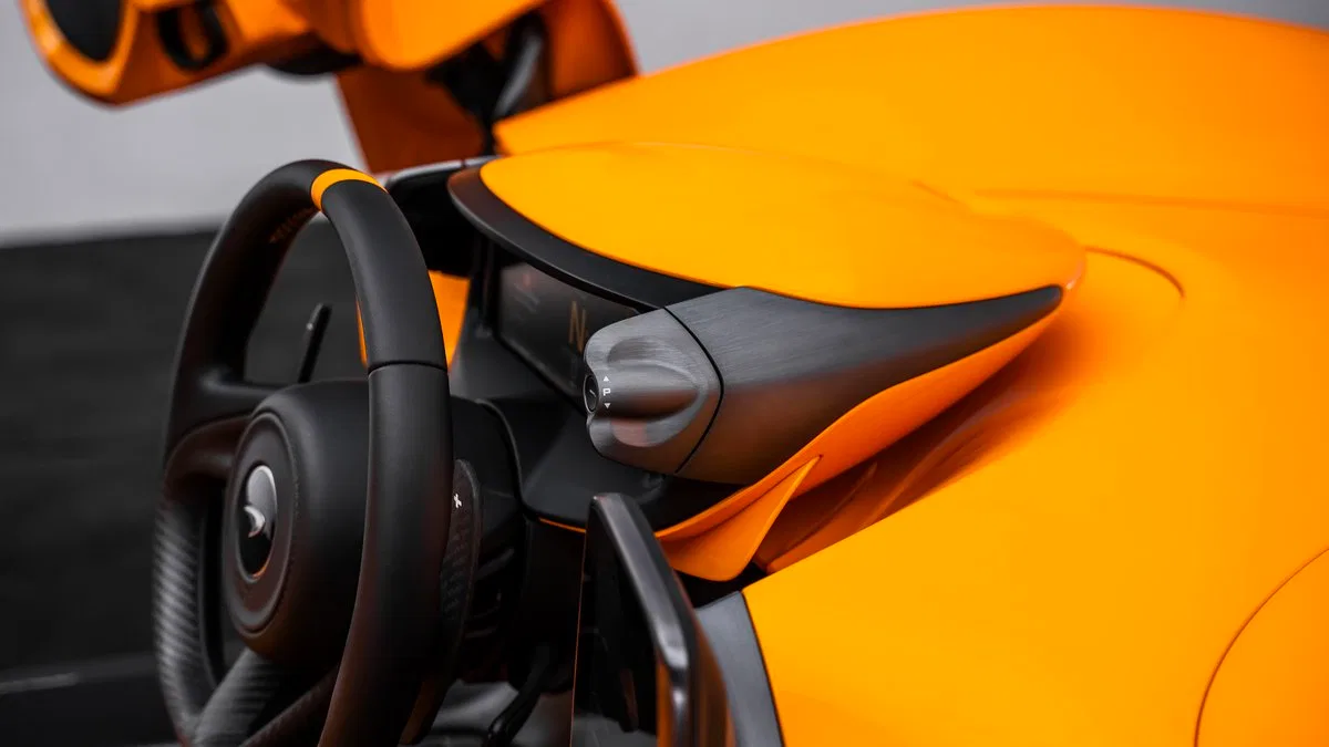 2021 McLaren Elva interior, Orange
