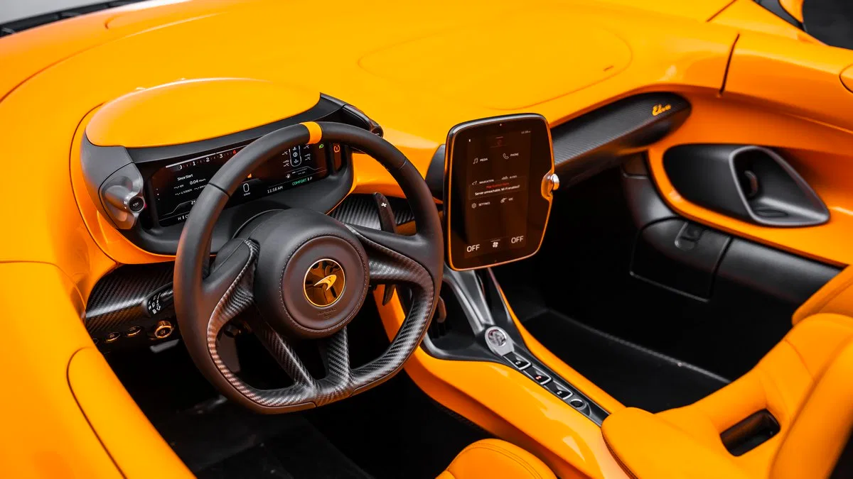 2021 McLaren Elva interior, Orange