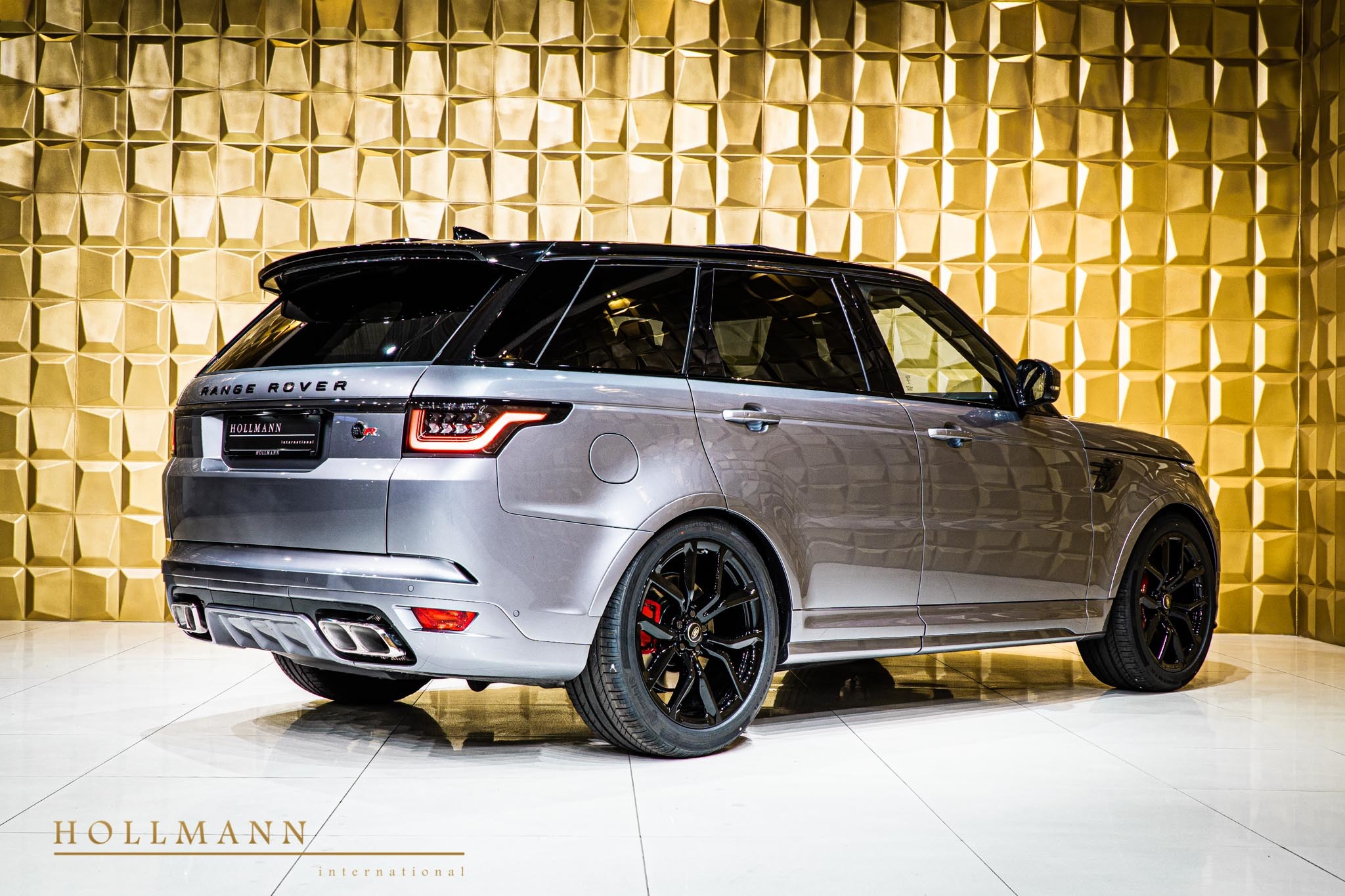 2020 Land Rover Range Rover Sport 5.0 V8 SVR, 8/19