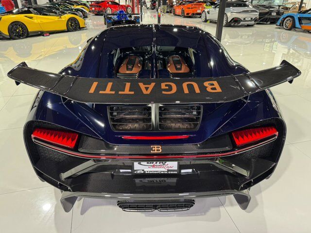 2021 Bugatti Chiron Pur Sport, 3/18
