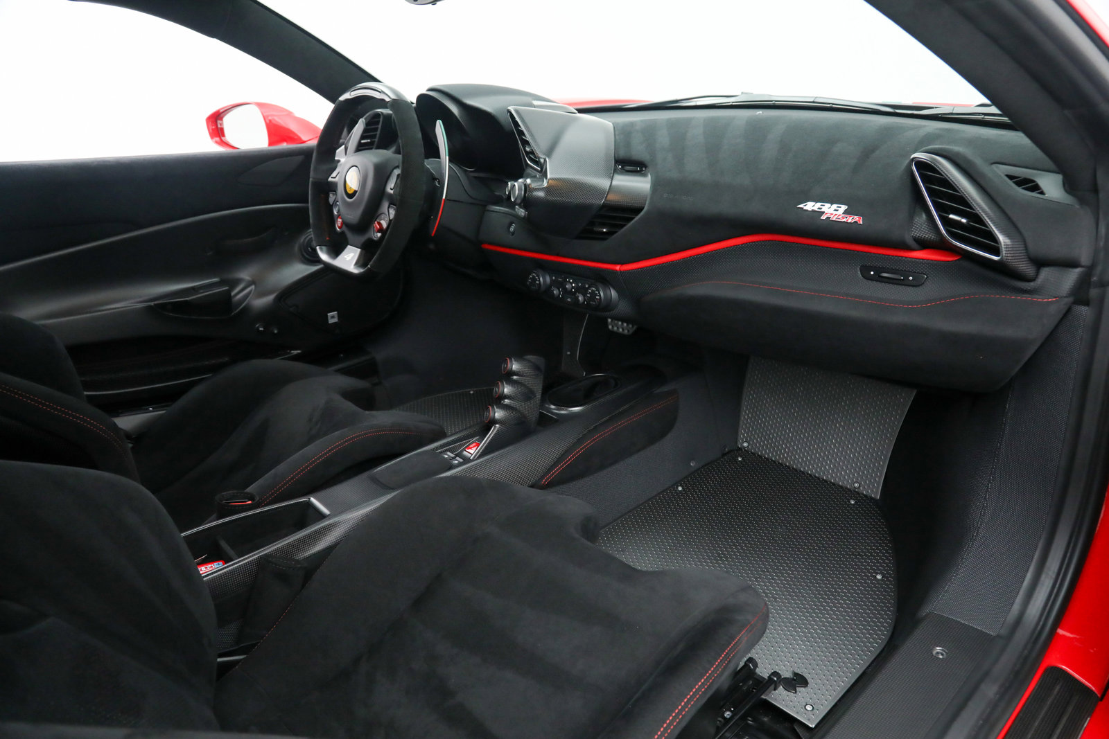 2019 Ferrari 488 Pista Piloti, 4/18