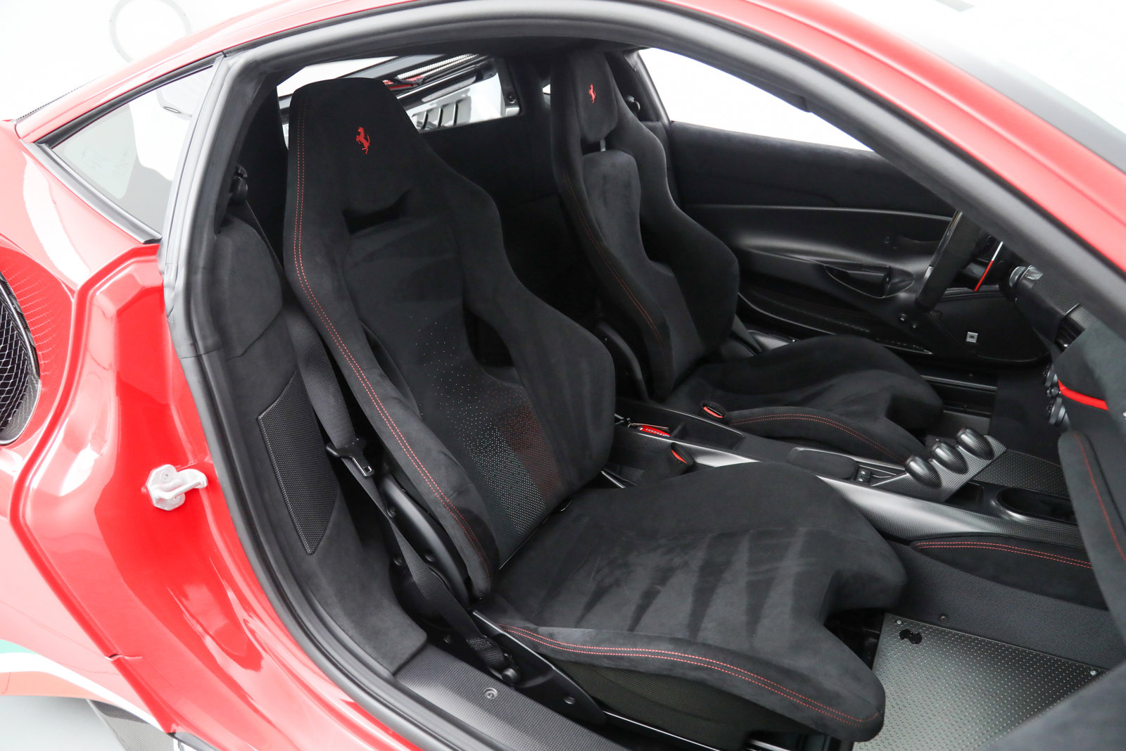 2019 Ferrari 488 Pista Piloti, 6/18