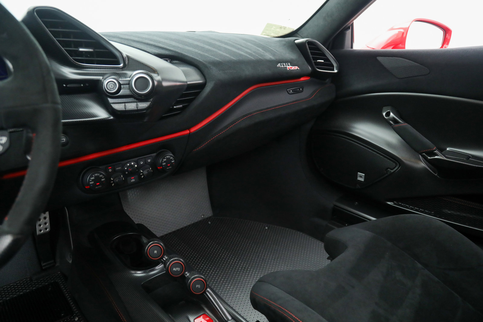 2019 Ferrari 488 Pista Piloti, 9/18