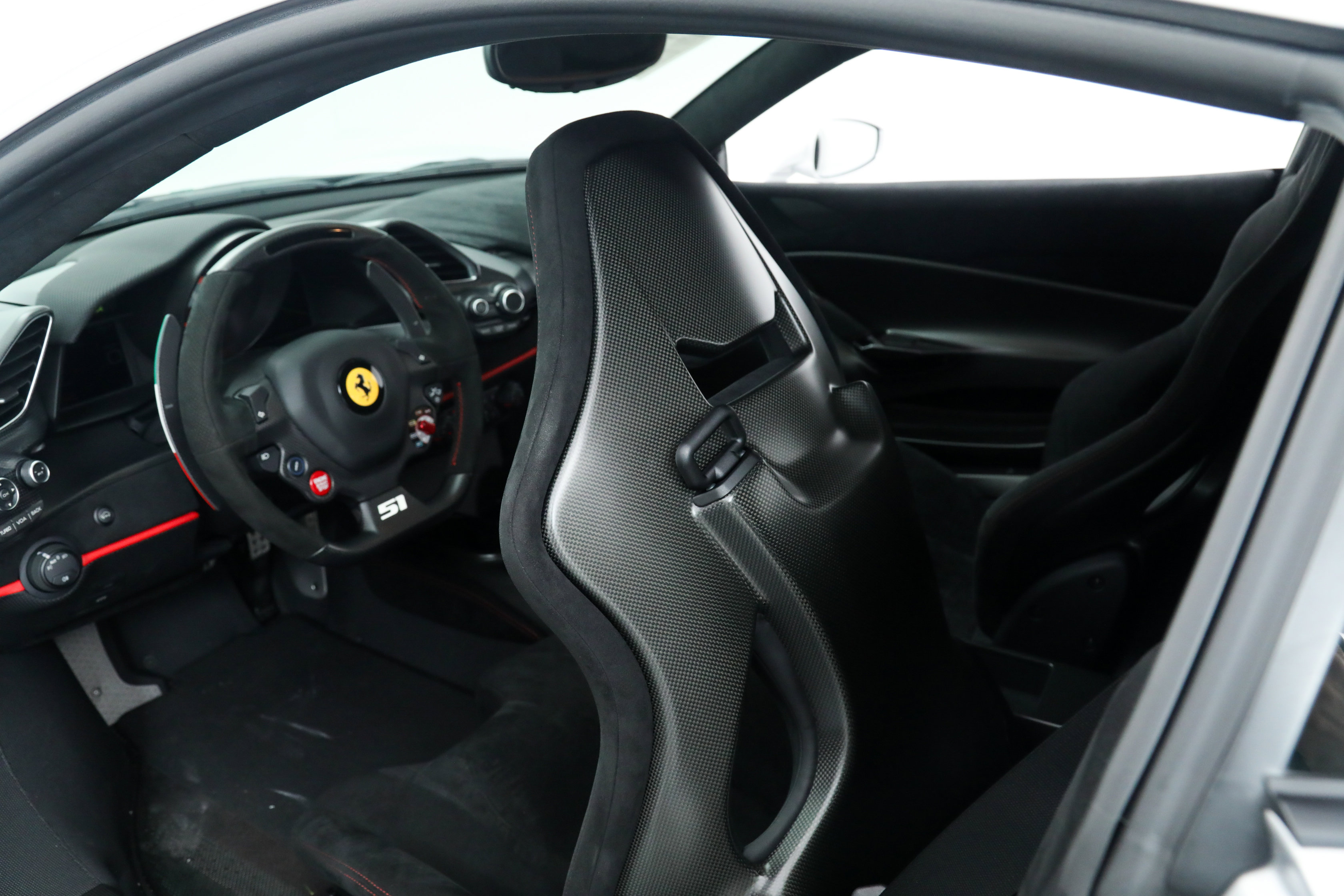 2020 Ferrari 488 Pista Piloti, 7/14