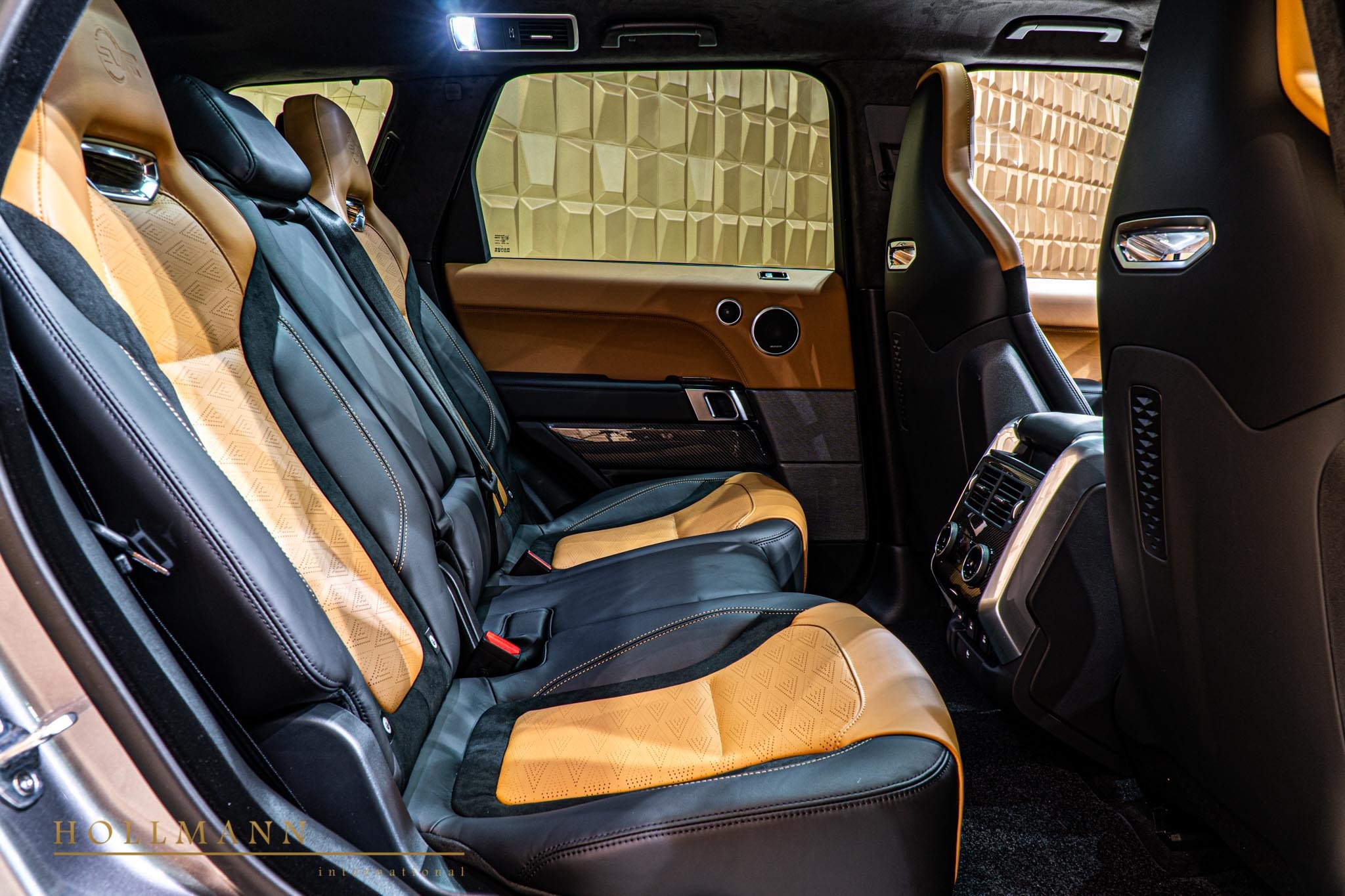 2020 Land Rover Range Rover Sport 5.0 V8 SVR, 16/19