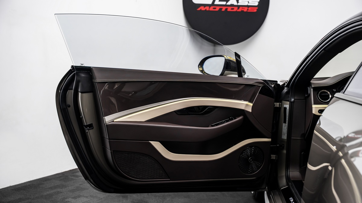 2025 Bentley Batur, 10/17