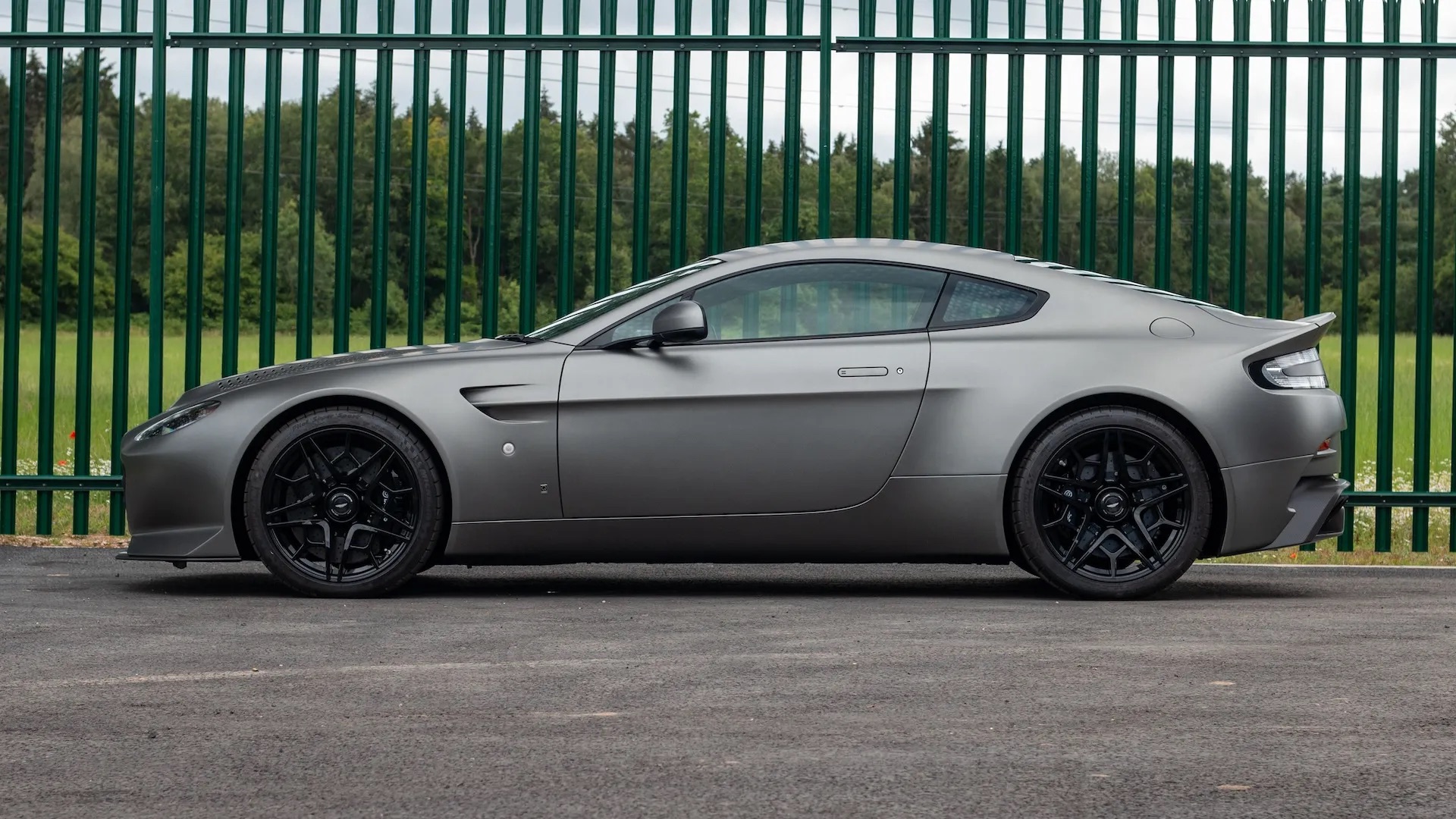 2018 Aston Martin V600 Coupe, 5/18